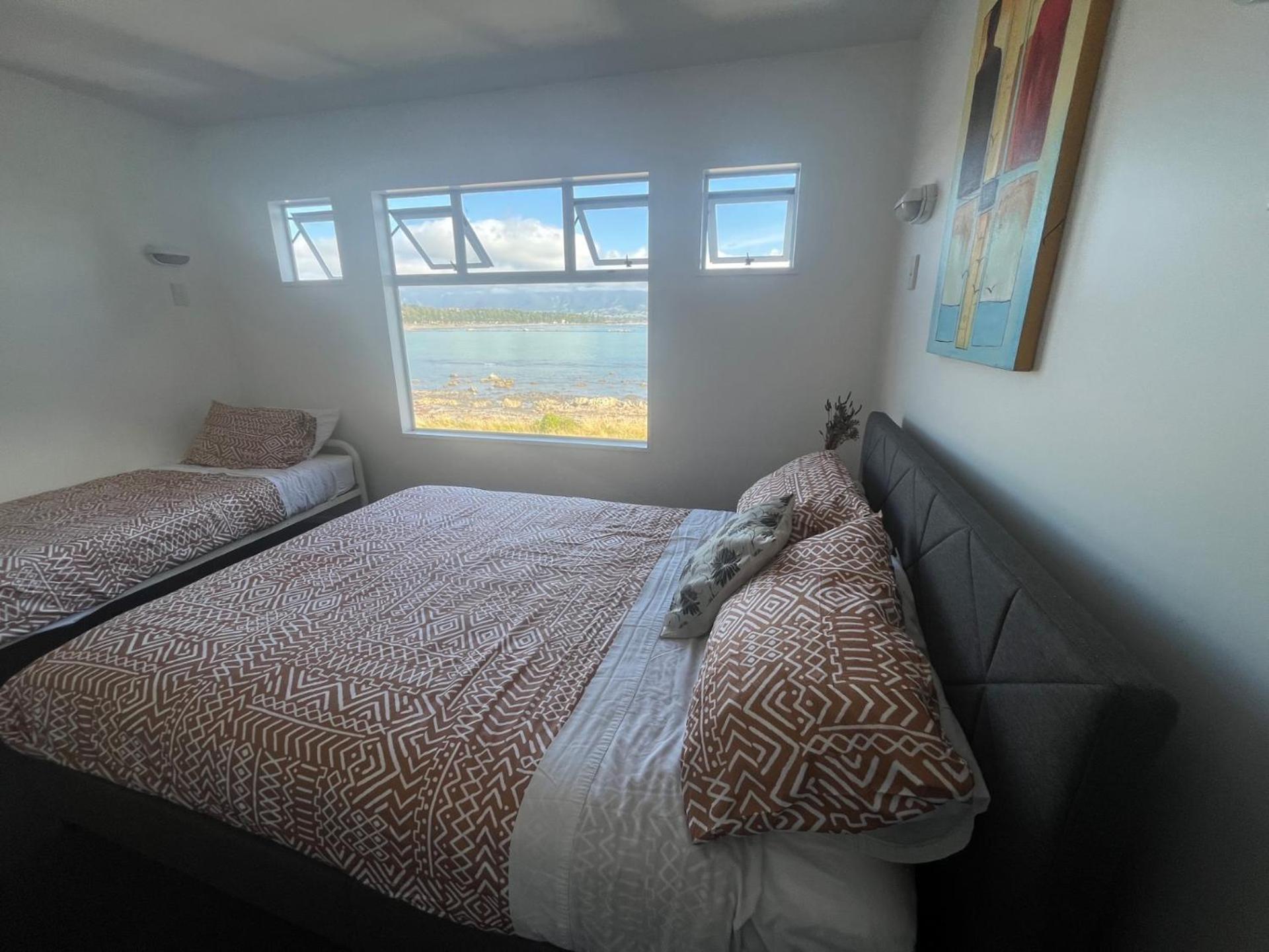 Family Room with Sea View